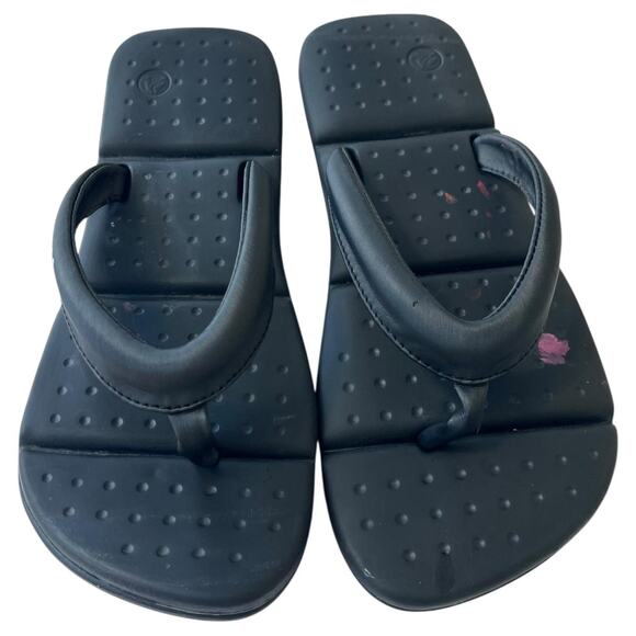 Crocs Sandals Womens 7 Captiva Cushioned Flip Flops Lightweight Casual Comfort - Picture 3 of 9